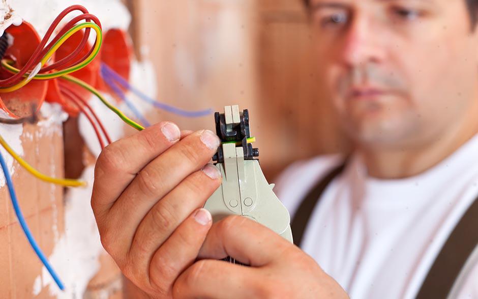 électricité maison Ézanville